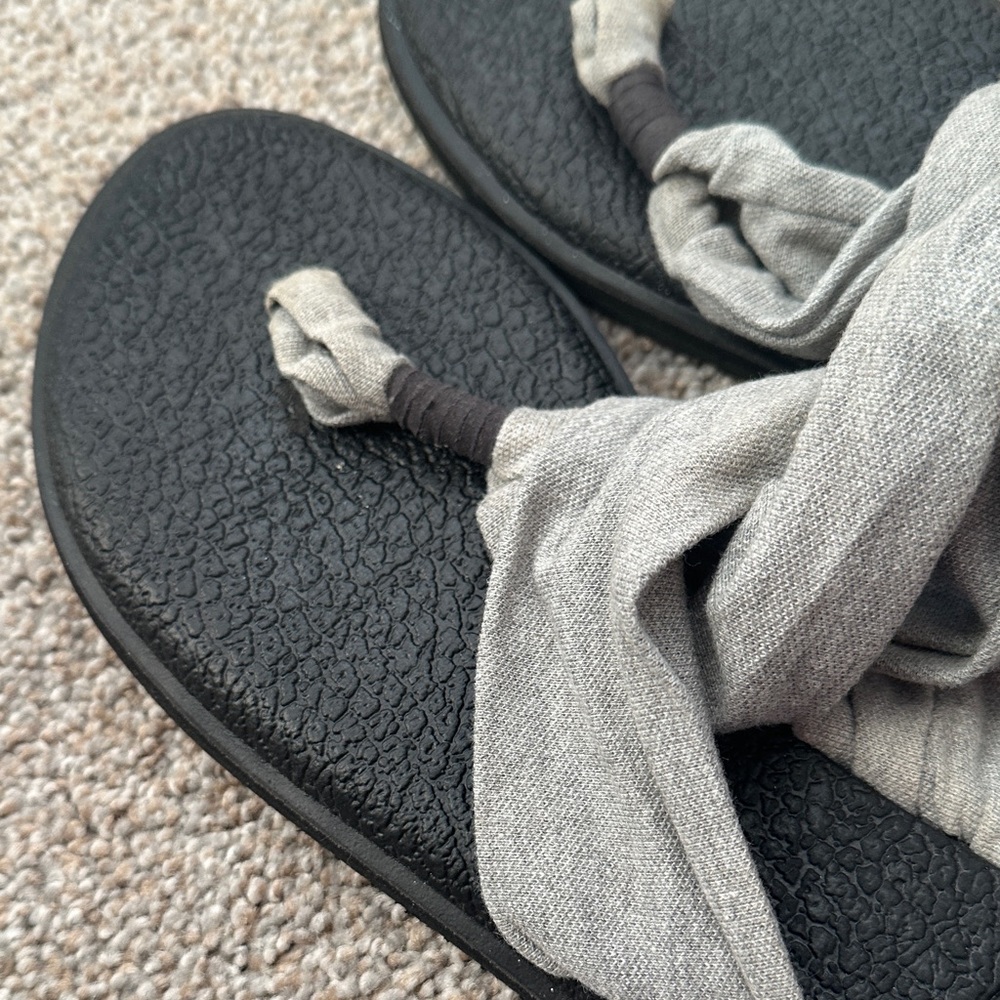 Sanuk Black and Gray Fabric Sandals - Picture 3 of 9